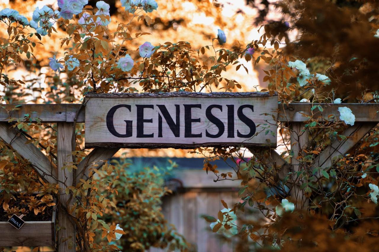 Genesis ฟอร์สโคเทน ภายนอก รูปภาพ